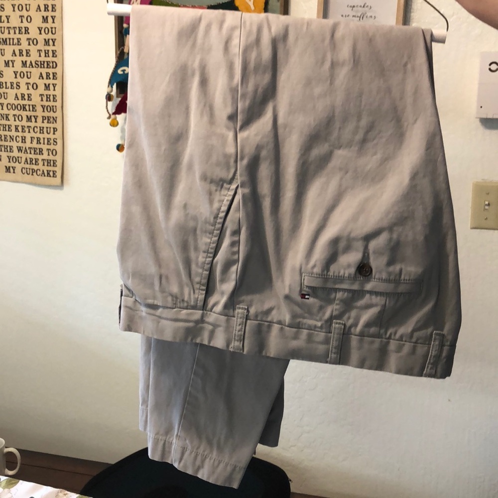 Men’s Tommy Hilfiger pants